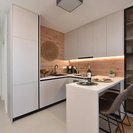 Alta Oliva With Private Parking Apartament *