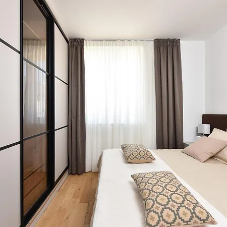 Apartment Alta Oliva With Private Parking