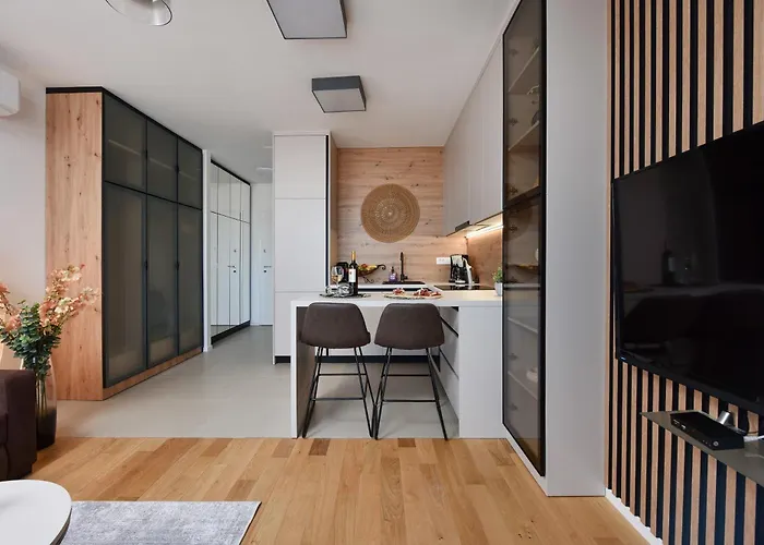 아파트 Alta Oliva With Private Parking 자다르