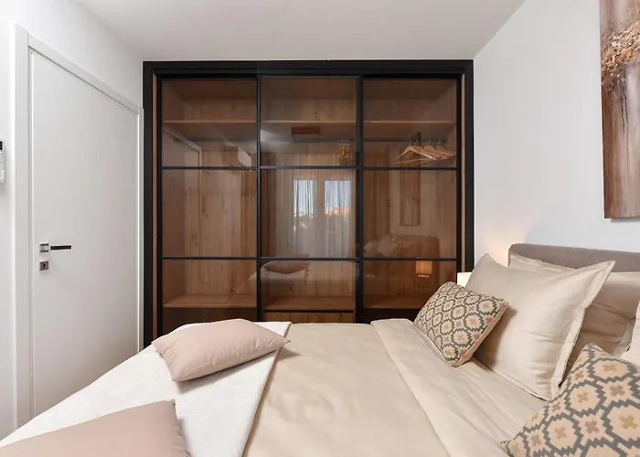 아파트 Alta Oliva With Private Parking *