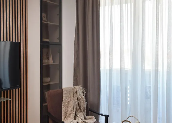 Alta Oliva With Private Parking 자다르