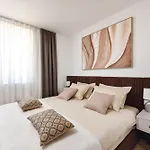 Alta Oliva With Private Parking Zadar