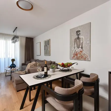 Apartment Alta Oliva With Private Parking *