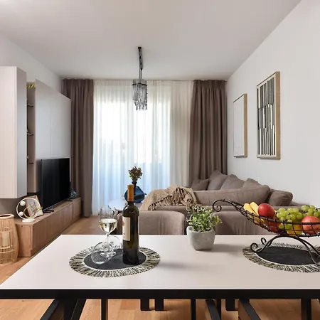 Apartment Alta Oliva With Private Parking