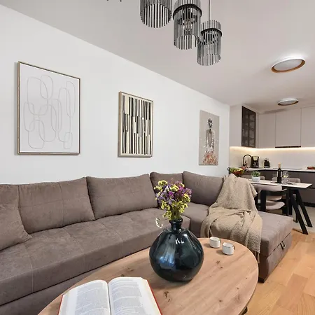 Alta Oliva With Private Parking Apartment Zadar