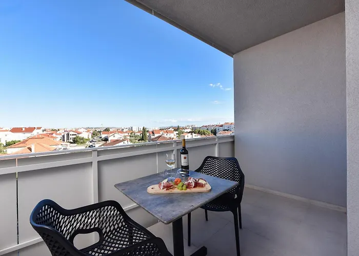 Alta Oliva With Private Parking Daire Zadar