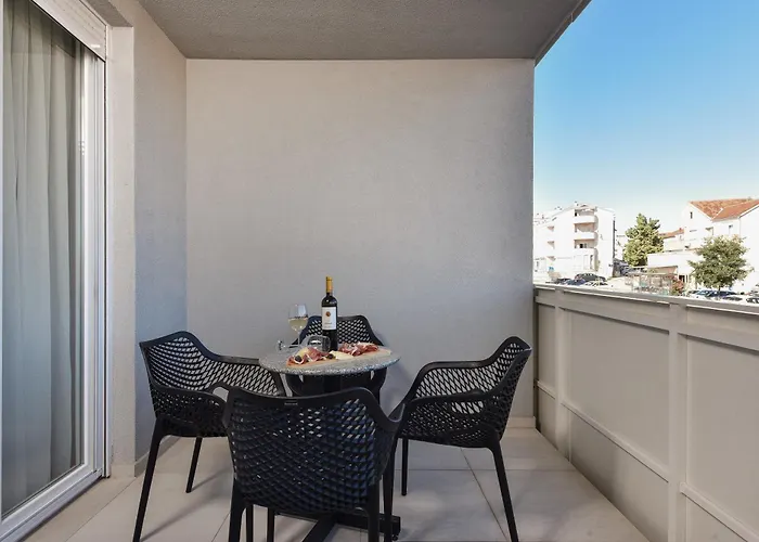 Daire Alta Oliva With Private Parking *