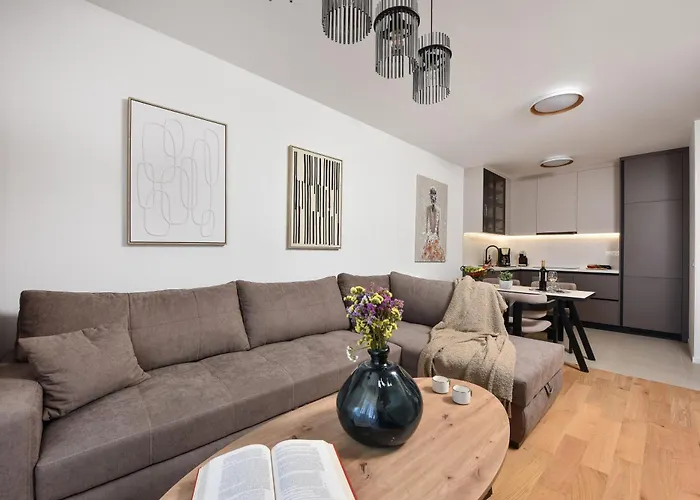 Alta Oliva With Private Parking Apartament Zadar