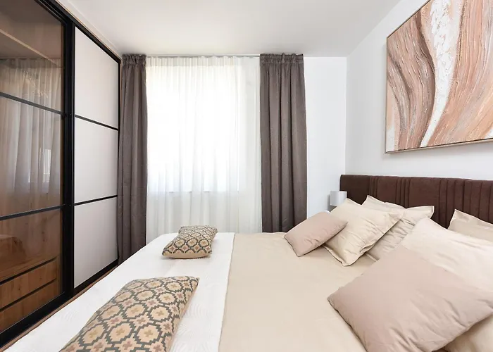 Daire Alta Oliva With Private Parking Zadar